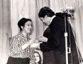 Анечка Яшунская вручает первый приз Юре Белову -осень 1970 года!